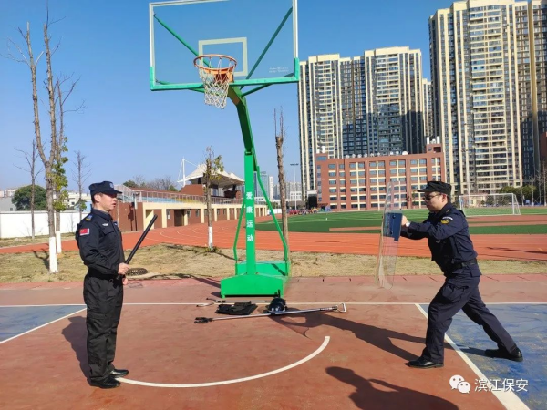長沙濱江保安服務(wù)有限責(zé)任公司,長沙安保服務(wù),長沙保安,保鏢特衛(wèi)服務(wù),護(hù)衛(wèi)