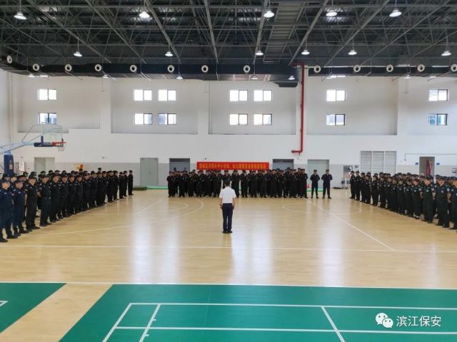 長沙濱江保安服務(wù)有限責(zé)任公司,長沙安保服務(wù),長沙保安,保鏢特衛(wèi)服務(wù),護(hù)衛(wèi)