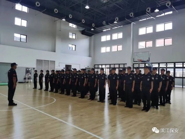 長沙濱江保安服務(wù)有限責(zé)任公司,長沙安保服務(wù),長沙保安,保鏢特衛(wèi)服務(wù),護(hù)衛(wèi)