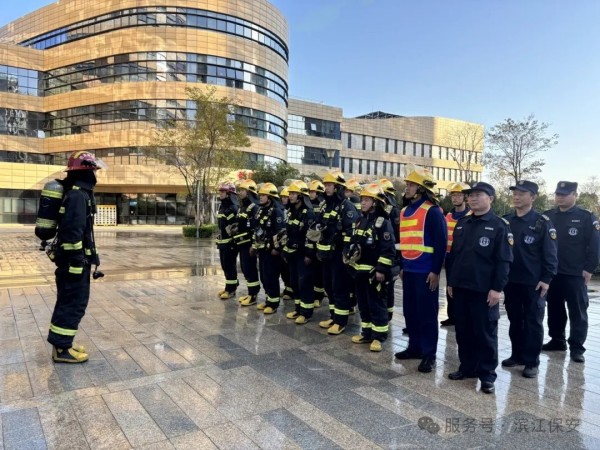 長沙濱江保安服務(wù)有限責(zé)任公司,長沙安保服務(wù),長沙保安,保鏢特衛(wèi)服務(wù),護(hù)衛(wèi)
