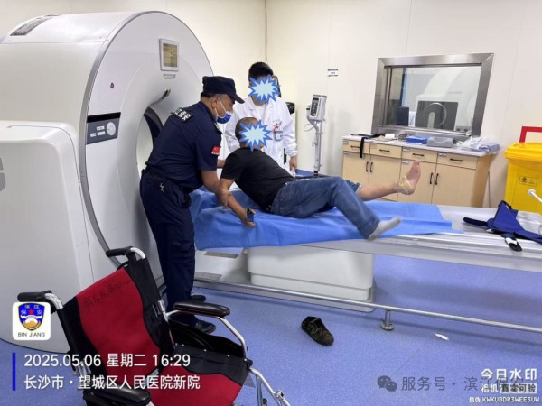 長沙濱江保安服務(wù)有限責任公司,長沙安保服務(wù),長沙保安,保鏢特衛(wèi)服務(wù),護衛(wèi)